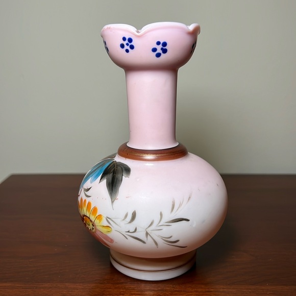 Antique Bristol Glass handpainted floral Bristol pink opaline glass vase - Picture 5 of 9